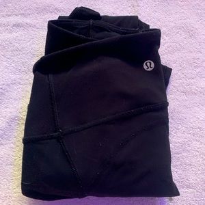 SIZE 6 LULULEMON POCKET LEGGINS